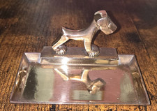 ART DECO MESSING TERRIER HUND PIN TABLETT, ca. Nachkrieg