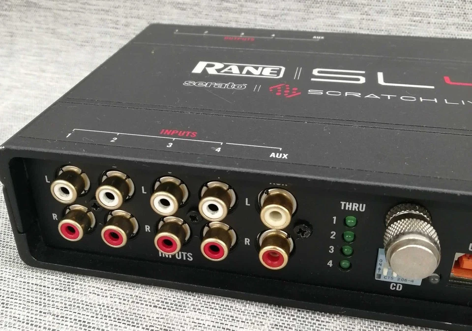 RANE SCRATCH LIVE SL4  Audio Interface Free Shipping From Japan - Image 3 of 4