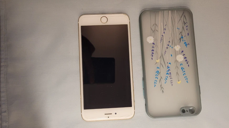 Apple iPhone 6s Plus - 16GB - Rose Gold (Unlocked) - Image 4 of 4