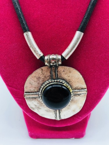 Vintage Silver Tone Pendant Choker Necklace 15.5” Plus 3” Extender Onyx - Picture 3 of 10