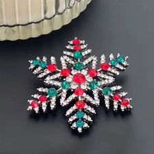 Wrapables Christmas Crystal Rhinestone Brooch Pin