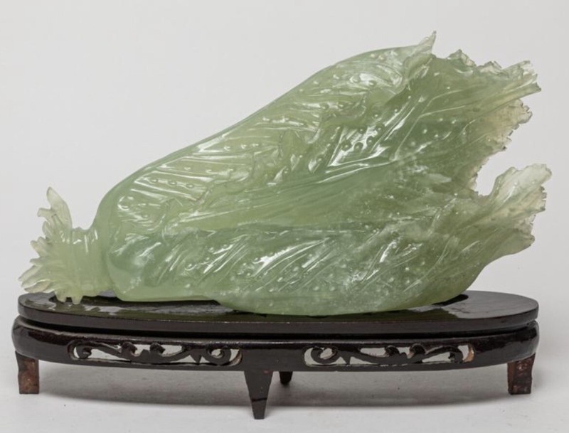 Large  Chinese Hand-Carved Jade Fortune Cabbage Sculpture