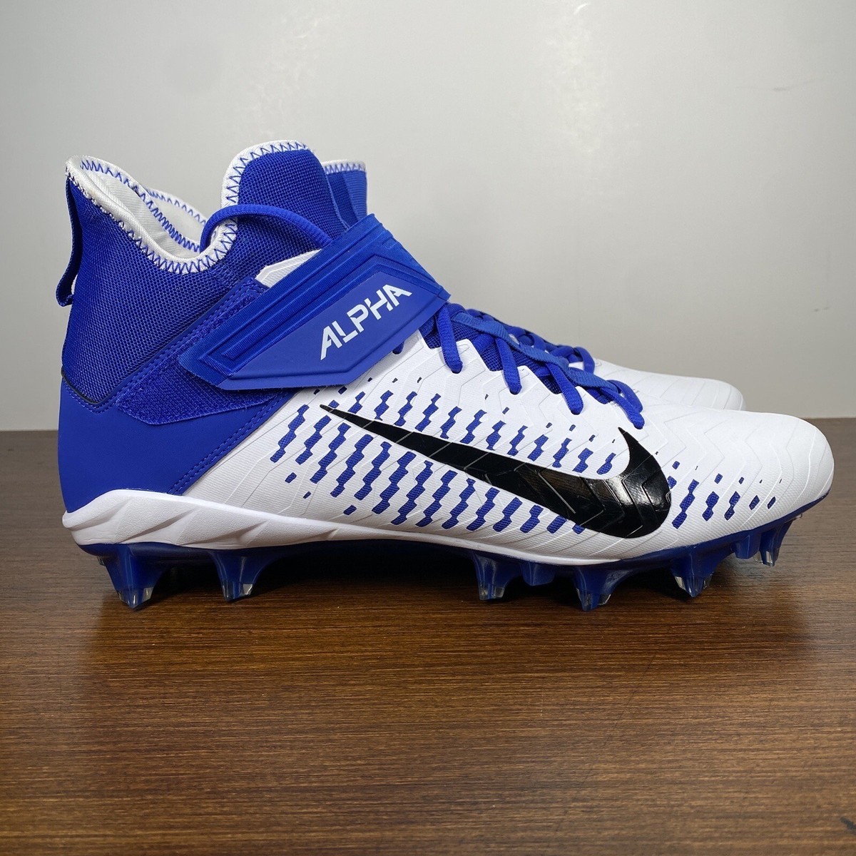 NIKE ALPHA MENACE VARSITY 2 GAME ROYAL MENS FOOTBALL CLEATS SIZE 11.5 BLUE WHITE Size 11.5 - Nike Alpha Menace Varsity 2 Game Royal for sale  main image 4