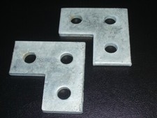 Image of 4 - 80mm x 80mm x 6mm flat galvanised angle bracket with 3 - 13mm diam holes pk4