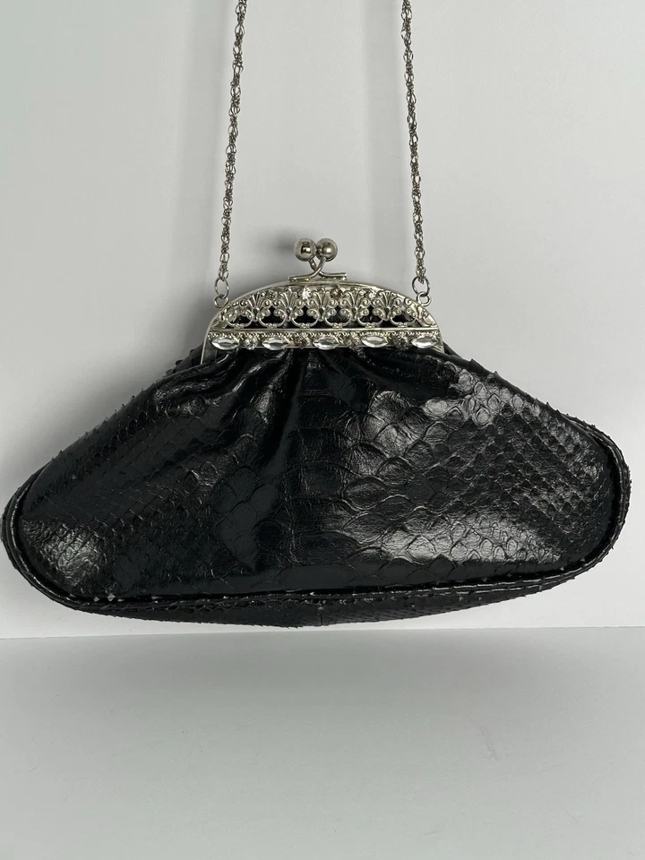 Bolso de fiesta vintage aspecto reptil con cadena plateada - Etiqueta AMA Ana Maria Aguirre Foto 3 de 4