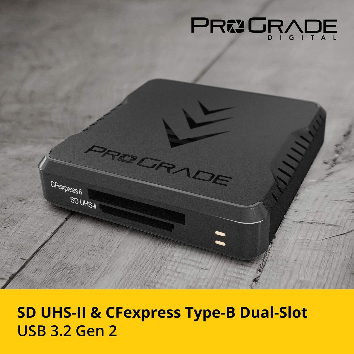 CFexpress Type B and SD UHS-II Dual-Slot Memory Card Reader by 