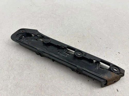 VW CADDY III Furgon 2KA, 2KH, 2CA, 2CH Stoßstangenhalter vorne rechts 34116001