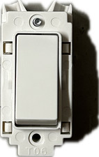 CRABTREE GRID SWITCH 1 WAY SINGLE POLE 10AX 4430