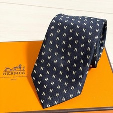 Excellent Condition HERMES Tie Fasonne H Pattern H Weave Navy Logo Gold