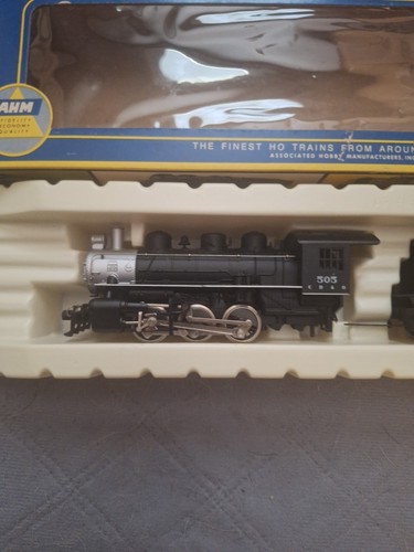 Interruptor AHM HO 0-6-0 URSA 5149-Q CB&Q NUEVO EN CAJA - Imagen 2 de 7