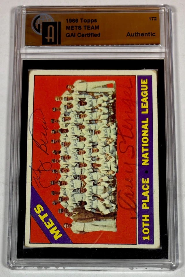 1966 Topps YOGI BERRA/CASEY STENGEL SIGNED METS Team Card #172 Rare HOF DUO AUTO - Image 2 of 4