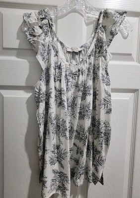 LOFT WHITE BLACK FLORAL CRINKLE TOP WOMENS SIZE M