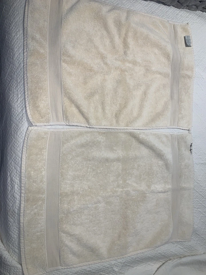 POTTERY BARN Classic 100% Cotton Turkish Hand Towelds 2/pcs Light Yellow - Image 3 of 4