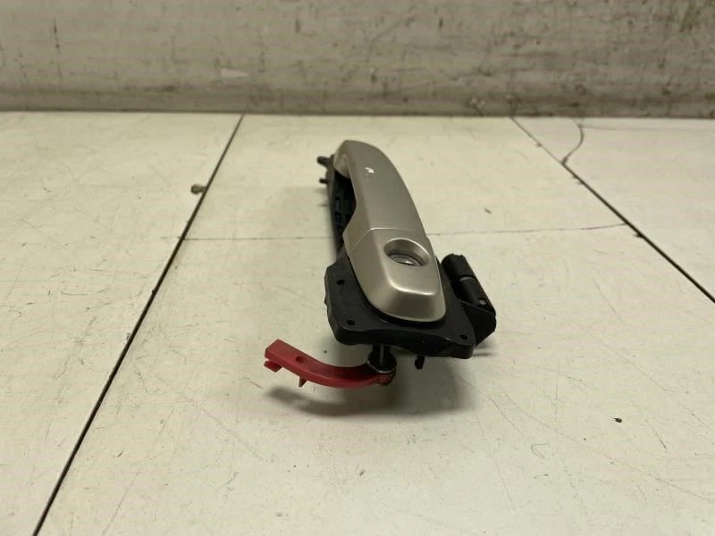 2006 TOYOTA HIGHLANDER HV MAÇANETA EXTERNA DIANTEIRA ESQUERDA com BRAQUETE FABRICANTE DE EQUIPAMENTO ORIGINAL+ - Imagem 2 de 4