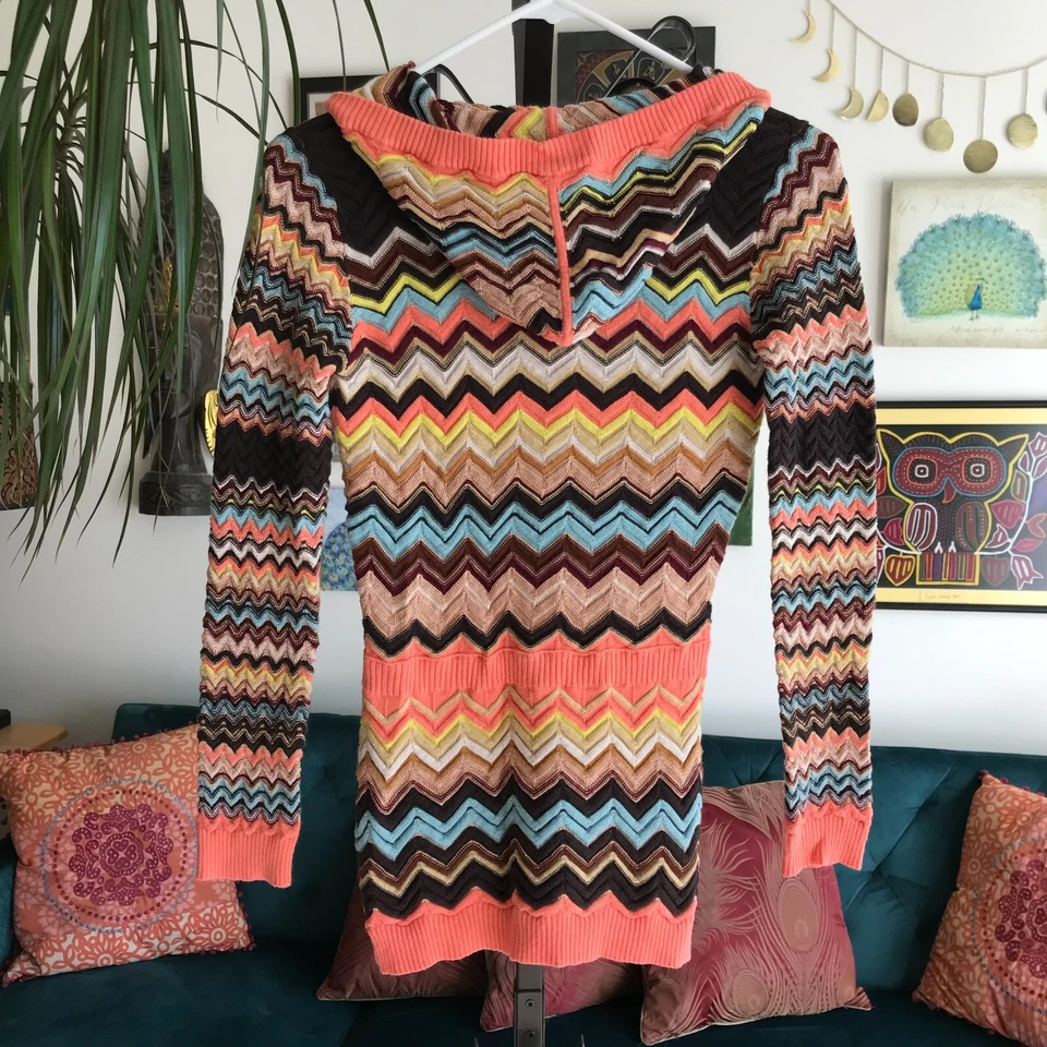 Suéter con Capucha MISSONI Target Talla L Para Niña Multicolor Icónico Chevron Cremallera Frontal Foto 2 de 4
