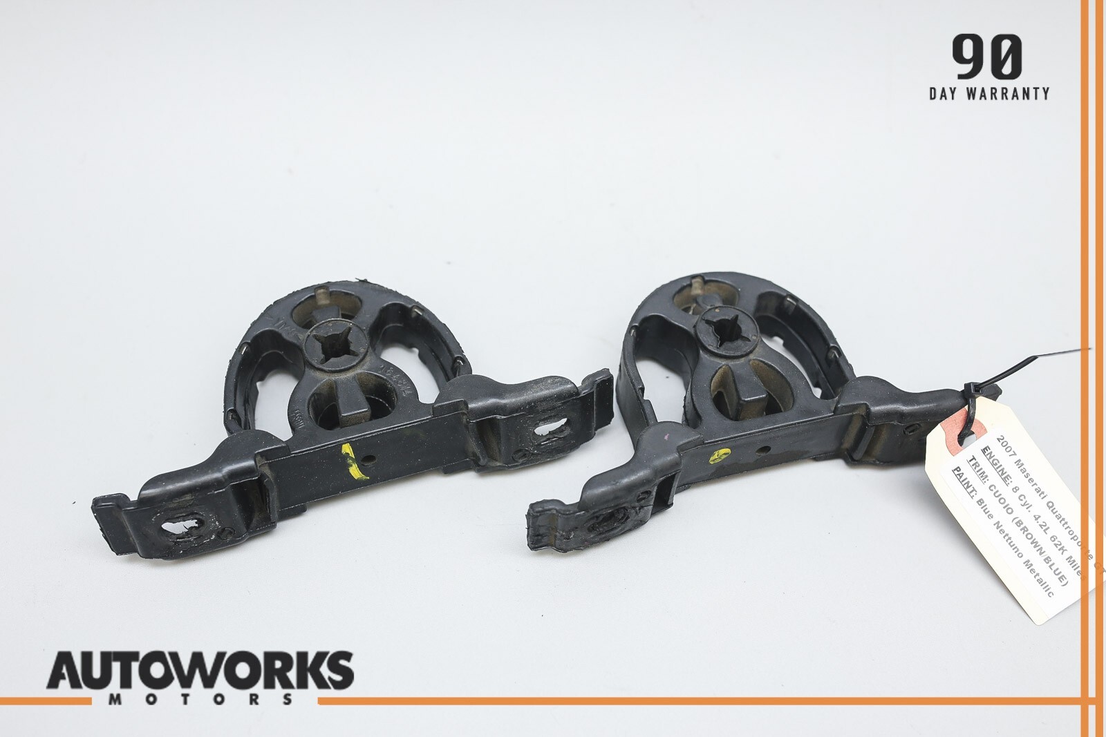 05-08 Maserati Quattroporte M139 Exhaust Hanger Rubber Mount Bracket Set OEM