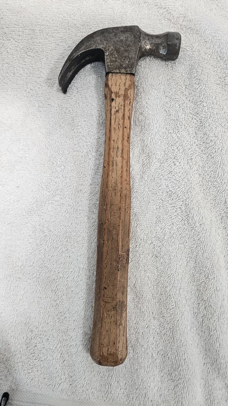 Vintage Belknap Bluegrass BG47- 13 Claw Hammer, original wood handle