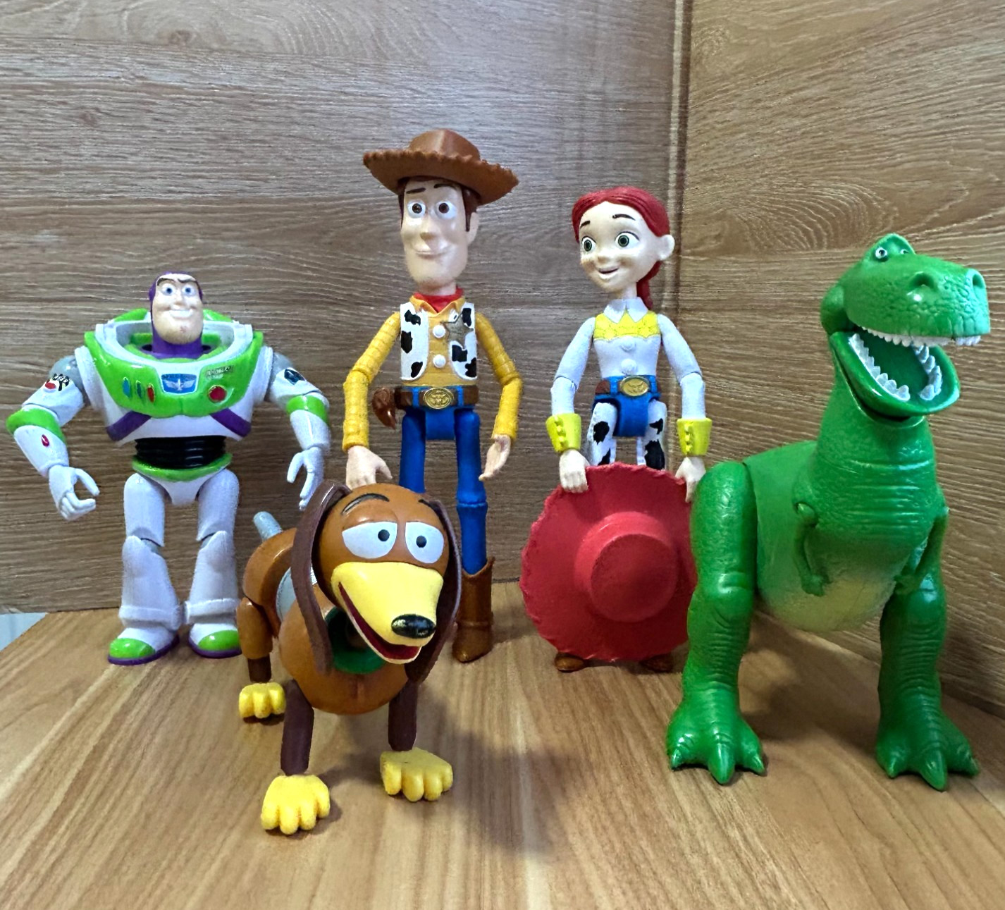 Disney Pixar Toy Story Lot of 5 figures Woody, Buzz, Jessie, Rex & Slinky Dog