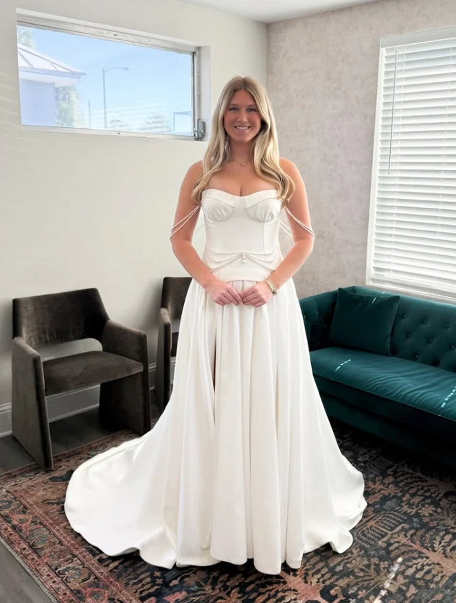 Satin Wedding Dresses White Sweetheart Sleeveless Ivory A Line Bridal Gowns - Image 4 of 4