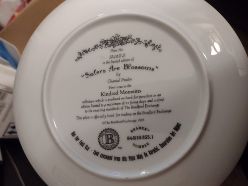 Grandmothers world plates and Sisters Are Blossoms plate collectables - Picture 7 of 10
