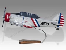 North American T-6 Texan Geiko Skytypers Desk Wood Airplane New Model Large 1/32