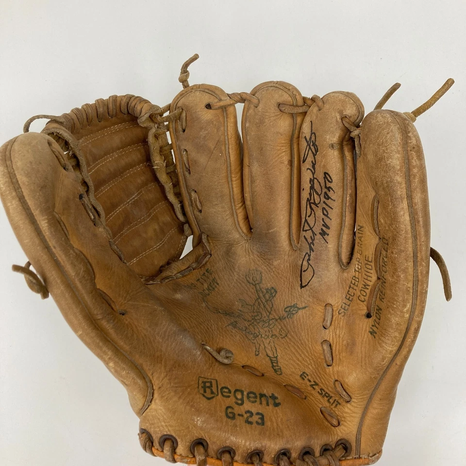 Phil Rizzuto Signed 1940's Game Model Baseball Glove JSA COA - Image 2 of 4
