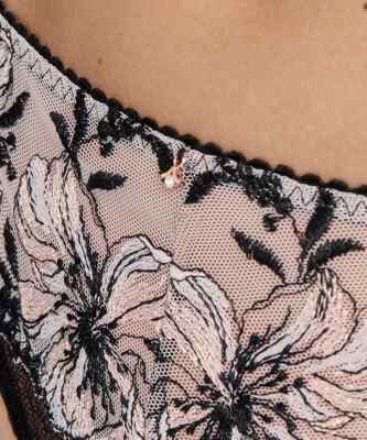 Aubade Paris Poetique Esquisse Tanga Embroidered Thong Large