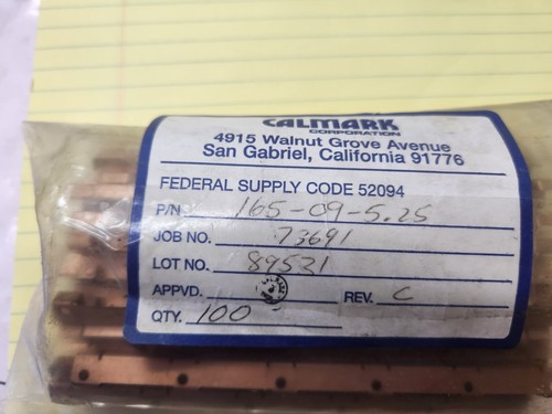 Calmark 165-09-5.25 and 166-09-5.25 Beryllium Copper Card Lok PCB Retainer - 第 3/4 張圖片