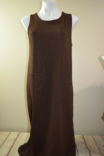 Vintage Southern Lady Brown Ribbed 