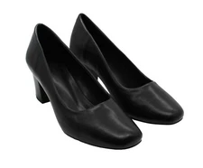H Halston Women's Paris Pumps (Size 7.5)
