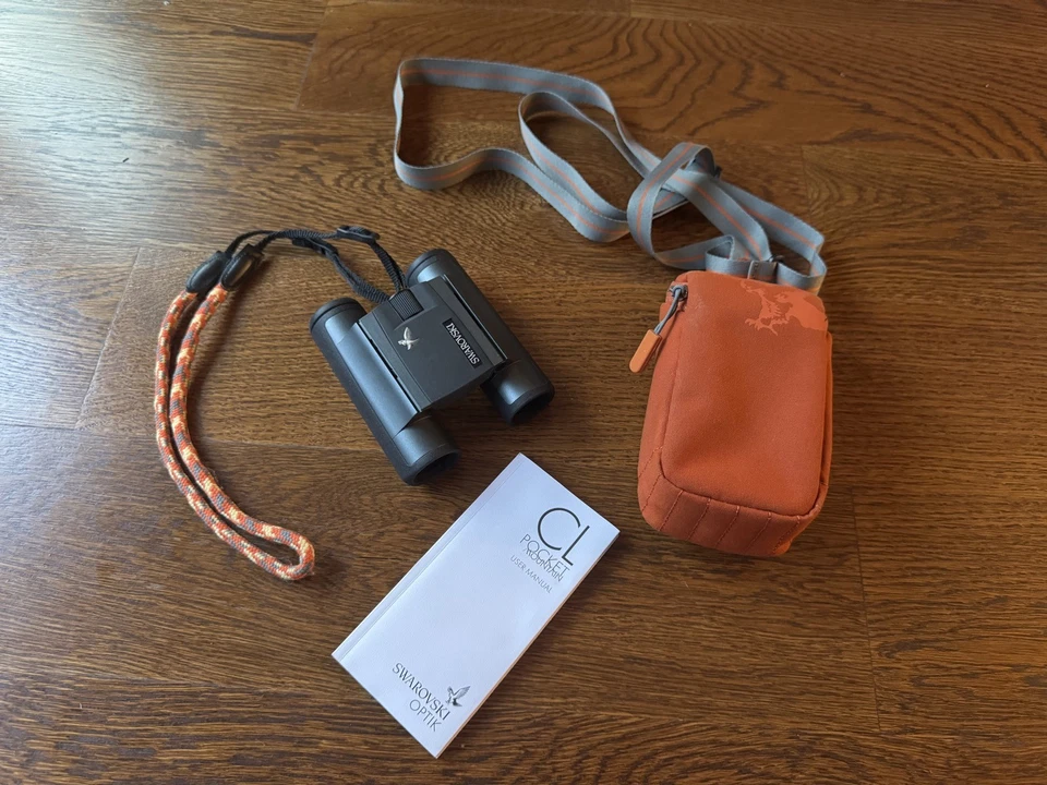 *SWAROVSKI OPTIK CL POCKET MOUNTAIN 8x25 BINOCULARS * w/ FIELD BAG * EXCELLENT * - Image 2 of 3