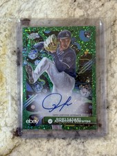 ROKI SASAKI 2025 TOPPS COSMIC CHROME ROOKIE GREEN SPACE DUST RC AUTO /75