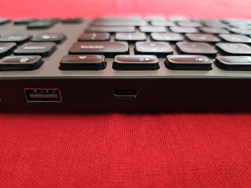 Macally Ultra Slim USB-C W/ 3 Ports Wired Keyboard for MAC WIN CHROME & MORE. - Picture 18 of 24