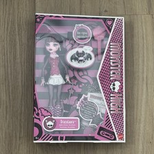 2024 Monster High Draculaura Booriginal Creeproduction Fashion Doll New Unopened