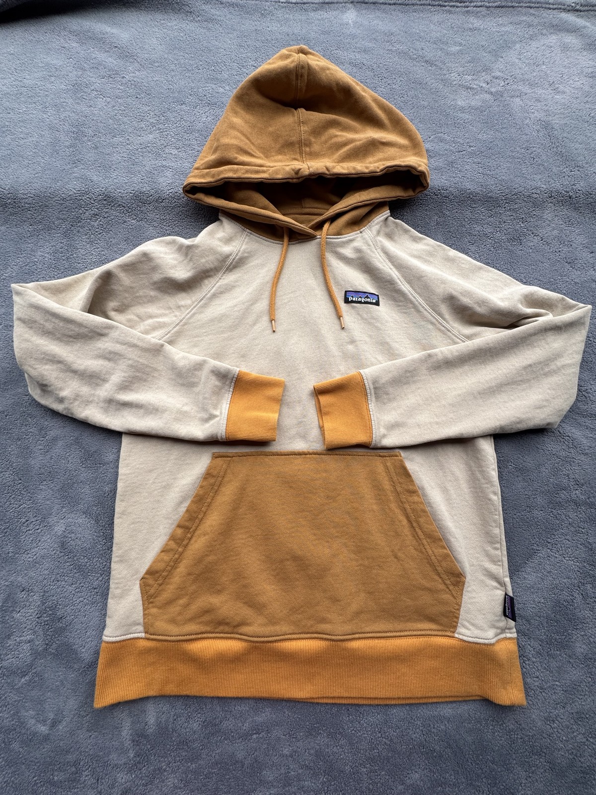 Patagonia Mens Organic Cotton Hoodie Small Pullover with Kangaroo Pocket
