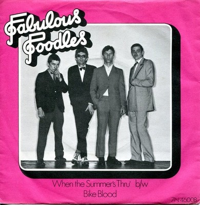Fabulous Poodles - When The Summer's Thru' b/w Bike Blood (7'', Single, Pus)