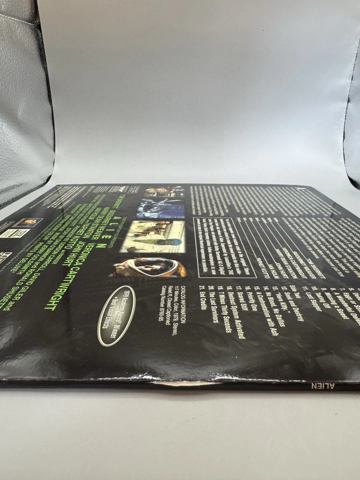 LaserDisc: Alien (1979): Widescreen, Sigourney Weaver, Ridley Scott - Image 3 of 3