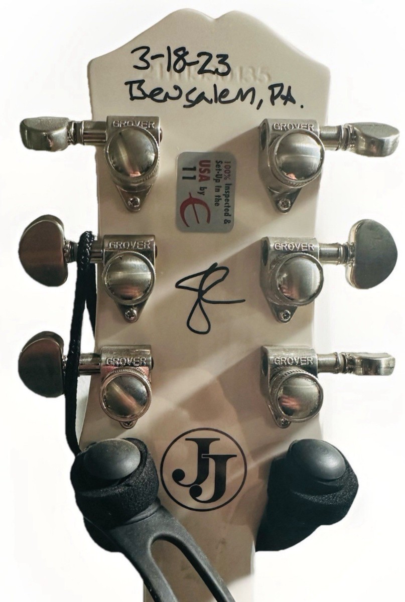 Alice In Chains Autographed Guitar Stage Used Jerry Cantrell