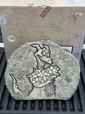 2017 Disney Epcot Flower and Garden Festival Figment Welcome Rock