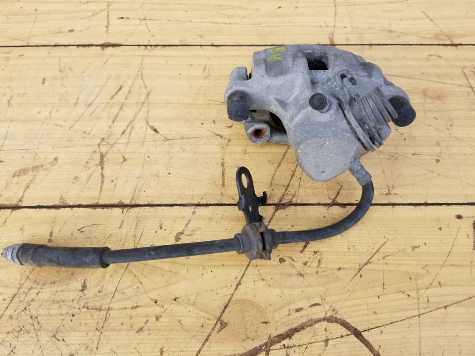 Оригинальный задний левый суппорт бокового тормоза водителя для Ford Focus 2014-2016 годов выпуска - Изображение 2 из 4