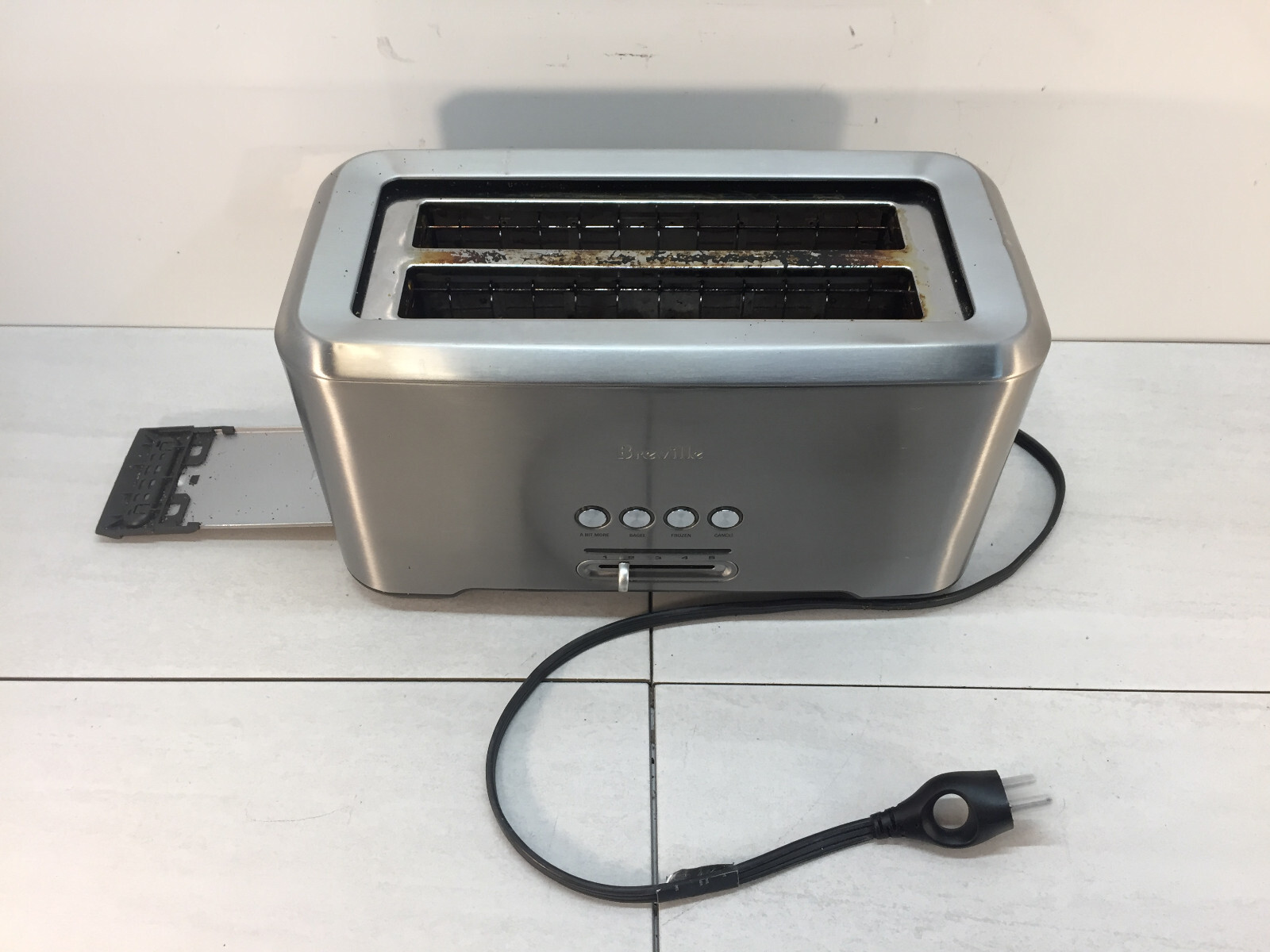 Breville BTA730XL the 'A Bit More 4Slice LongSlot Toaster (Please