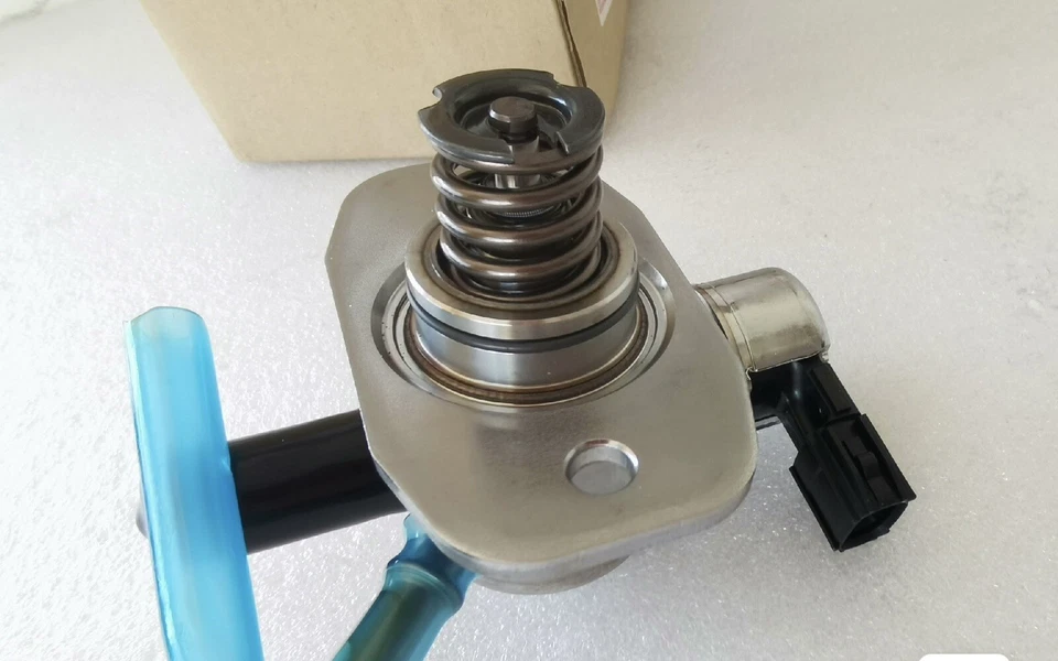 Subconjunto de bomba de combustible OEM 23101-36090 para Lexus RX NX 2015-2024 Foto 2 de 4