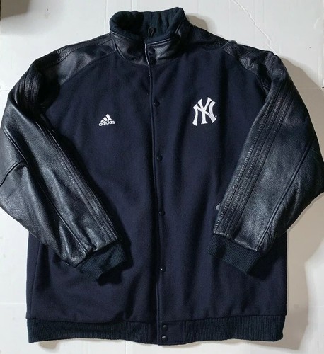 Preowned- Adidas Yankees Authentic 