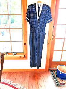 Taurus Sz 12 JUMPSUIT w/ BELT Navy + White Sm Squares EXCELL Cond Side Pockets