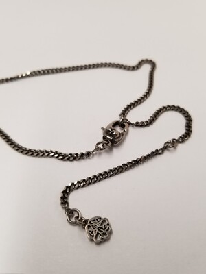 ネックレス・チョーカー alexander mcqueen NECKLACE (836692J16PA 1906) Alexander McQueen Pave Crystal Skull Charm Antique Silver