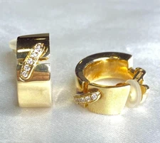 Chaumet Liens Evidence 18K Yellow Gold Diamond Hoop Earrings Clip On Polished