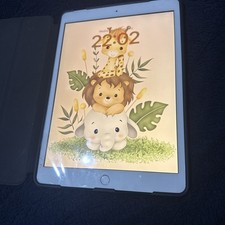 Apple iPad 8th Gen. 32GB, Wi-Fi, 10.2 in - Silver