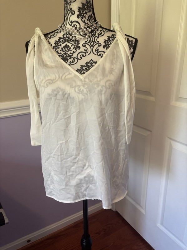 New Banana Republic White Silky Sleeveless Tie Shoulder top M