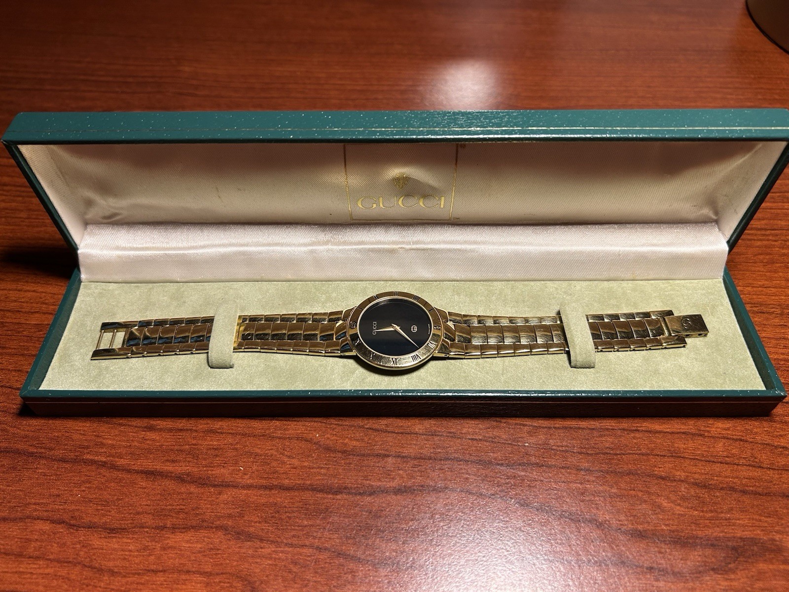 Gucci 3300M Gold Plated Mens Vintage Watch with Black Dial-image