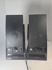 Pair of Rocketfish  RF-WS01 Wireless Bookshelf Speakers w Power Adapter Tested